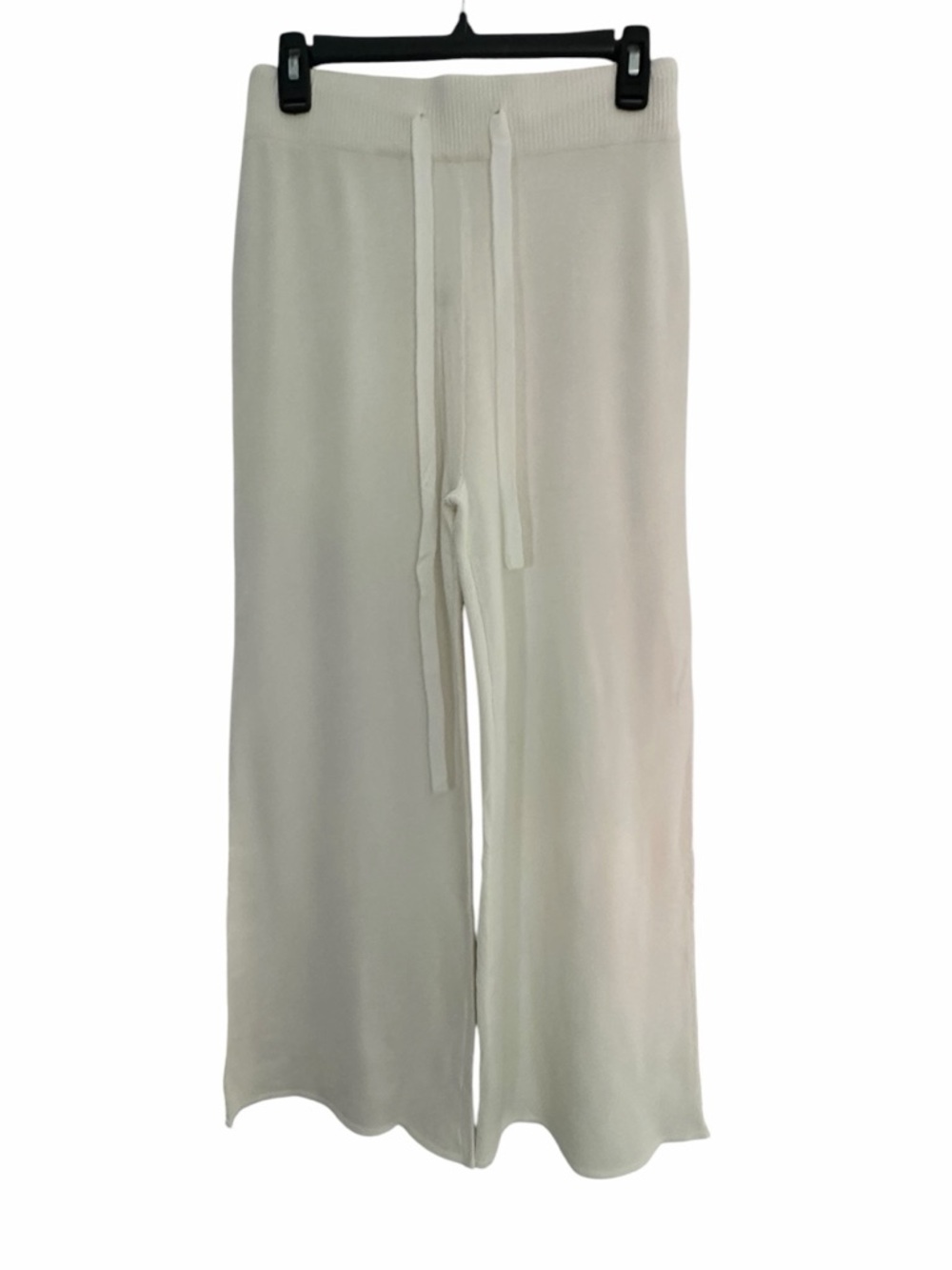 Woman’s Cream Wide-Leg Drawstring Knit Pants Size Medium Waist 14” Inseam 28”